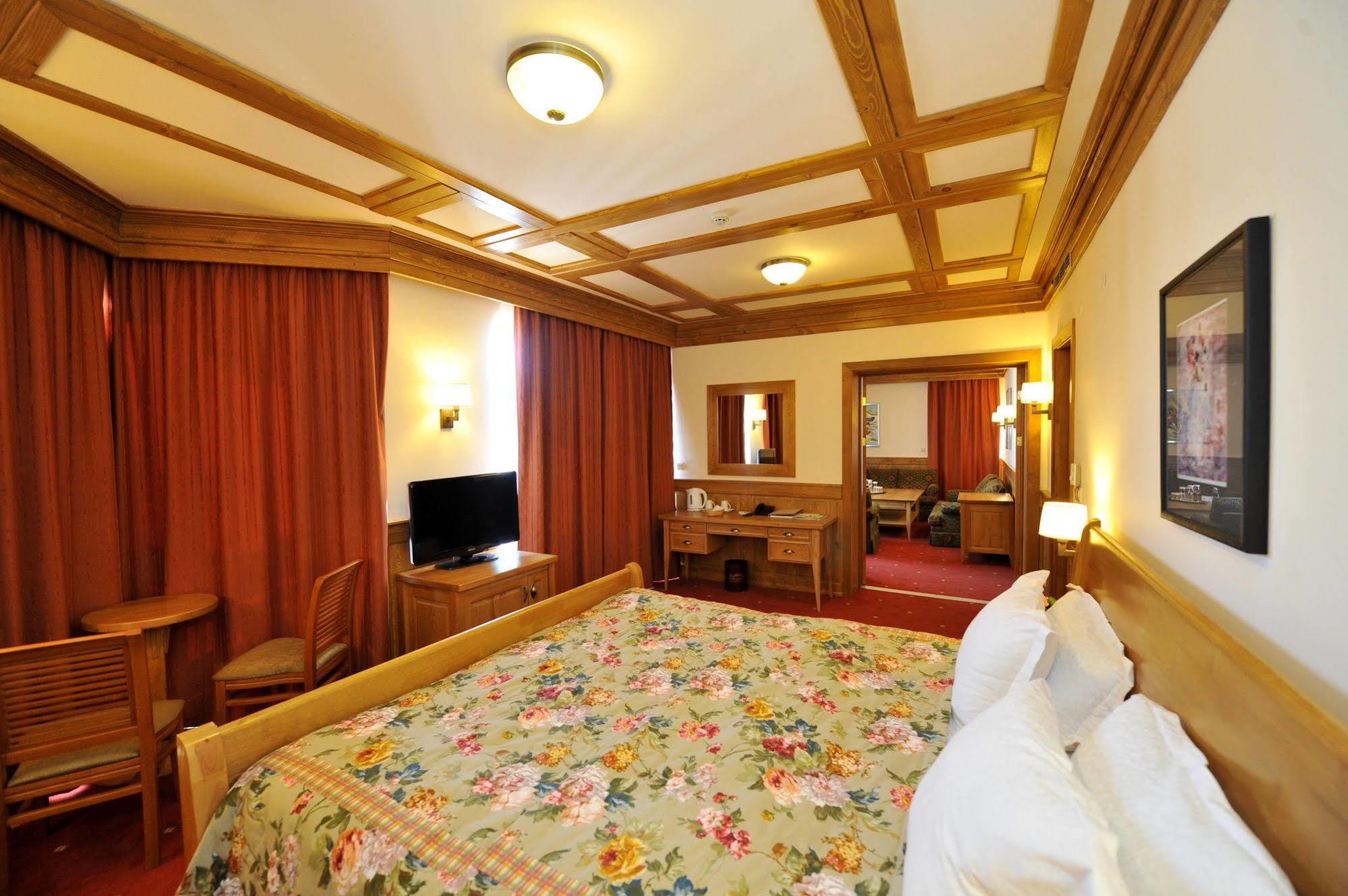 Pirin Golf Hotel & Spa Razlog Eksteriør bilde